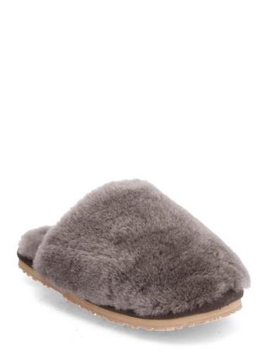 Closed Toe Sheepskin Fur Slipper MOU Grey