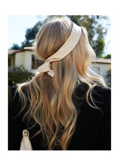 Leather Hairband Wire Corinne Cream