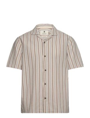 Akleon S/S Structure Shirt Anerkjendt Beige