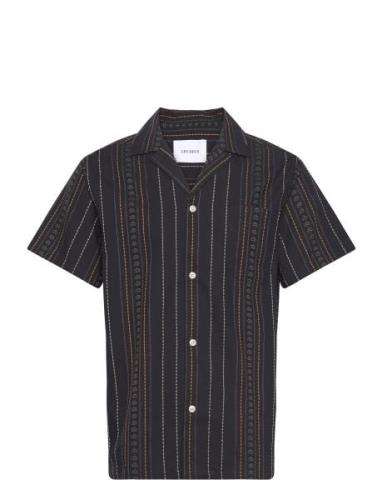 Leo Embroidery Ss Shirt Les Deux Black