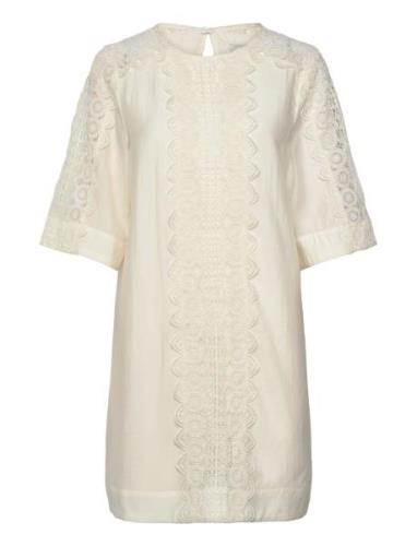 Cmmolly-Dress Copenhagen Muse Cream