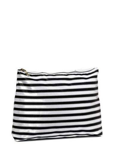 Stripes Cosmetic Big Pipol's Bazaar White