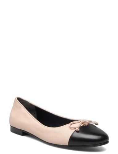 Cap-Toe Ballet Tory Burch Cream