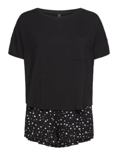 Pj Short Loosefit Flowers Hunkemöller Black