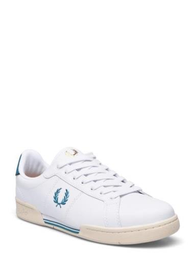 B722 Leather Fred Perry White