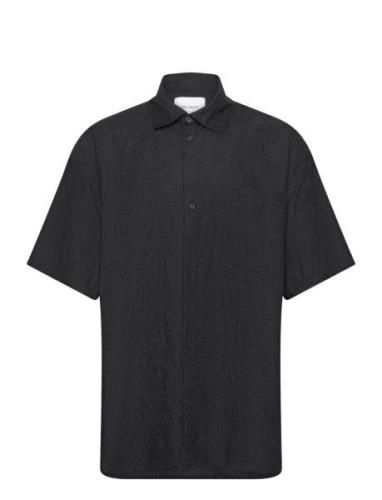 Globe Loose Ss Shirt Les Deux Black