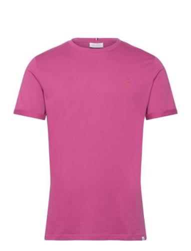 Nørregaard T-Shirt - Seasonal Les Deux Pink