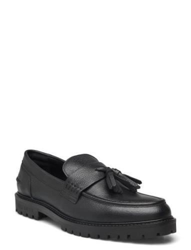 Thatcher Grain Tassel Loafer Les Deux Black