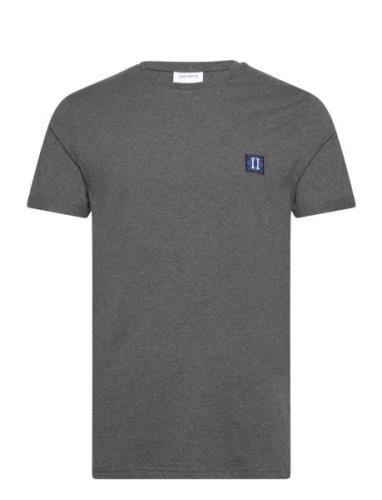 Piece 2.0 T-Shirt Les Deux Grey