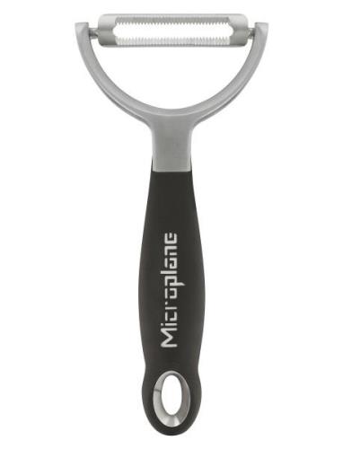 Professional Y Peeler Serrated Black Microplane Black