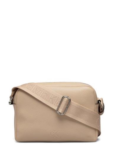 Over Webbing Camera Bag21 Pu Calvin Klein Beige