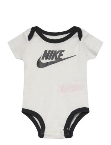 C1-Bodysuit+Hat+Bootie Nike White