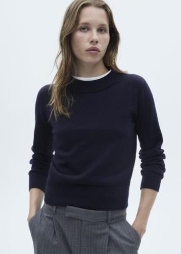 MANGO Straight Roundneck Sweater Kvinde Navy Sweaters Str L - hos Maga...