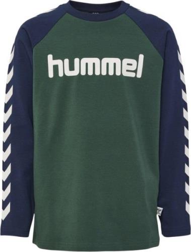 Hummel Boys Trøje 128 - T-shirts hos Magasin