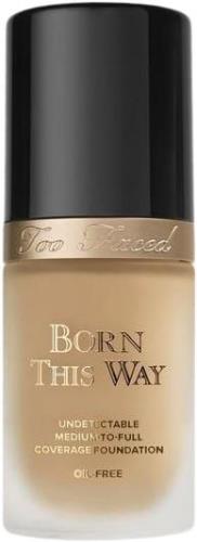 Too Faced Born This Way Foundation - Flydende hos Magasin