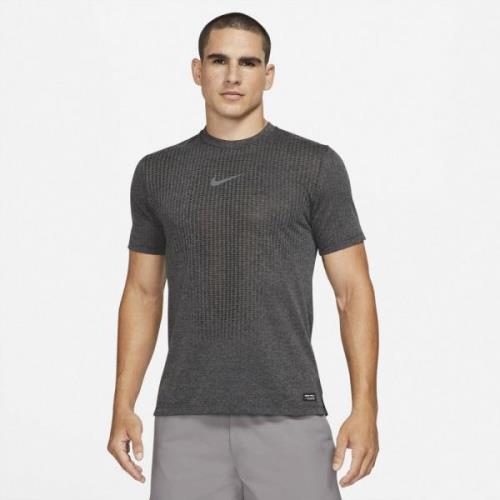 Nike Pro Dri Fit Adv Traenings T Shirt S - T-shirts Bomuld hos Magasin