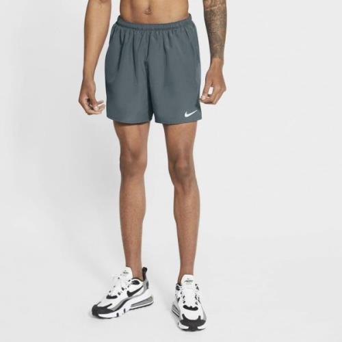 Nike Challenger 5%22 Lobeshorts XL - Træningsshorts Polyester hos Maga...