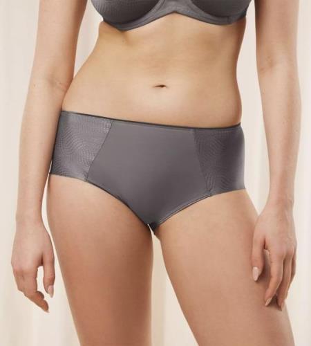 Triumph Essential Minimizer T Hipster X Hipsters Str 44 - Silke hos Ma...