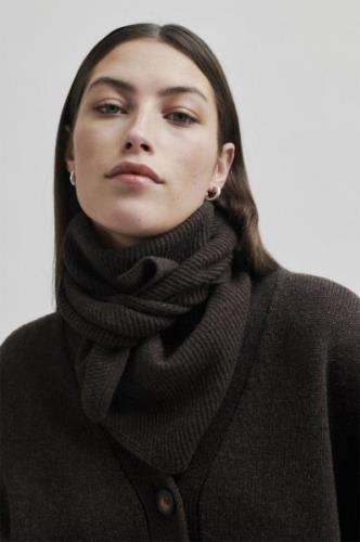 Second Female Winta Wool Knit Scarf One Size - Halstørklæder hos Magas...