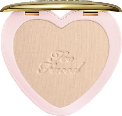 Too Faced Born This way Soft Blur Pudder 4.8 G - Fast hos Magasin