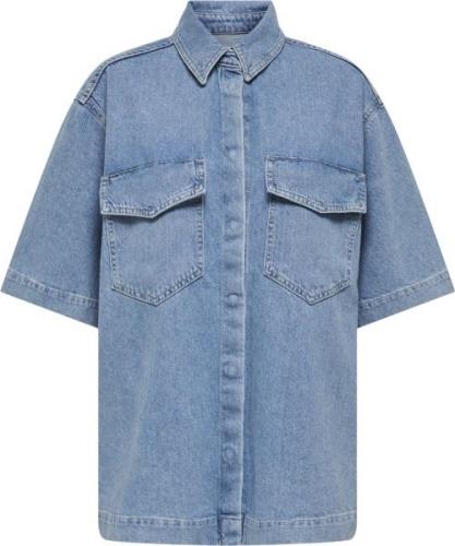 ONLY Onlsophie Oversize S/S Shirt DNM Kvinde Light Blue Denim Kortærme...