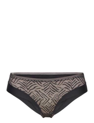 Graphic Allure Covering Shorty Trusser, Tanga Briefs Black CHANTELLE