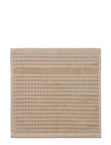 Check Vaskeklud Home Textiles Bathroom Textiles Towels & Bath Towels F...