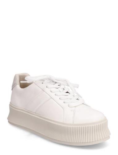 Woms Lace-Up Low-top Sneakers White NEWD.Tamaris