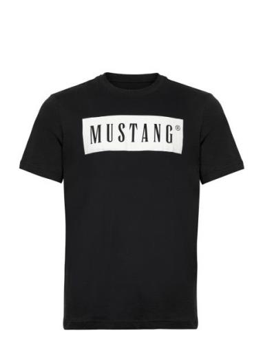 Style Austin Tops T-Kortærmet Skjorte Black MUSTANG