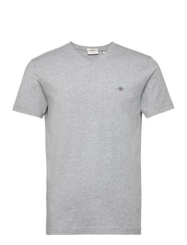 Slim Shield V-Neck T-Shirt Tops T-Kortærmet Skjorte Grey GANT