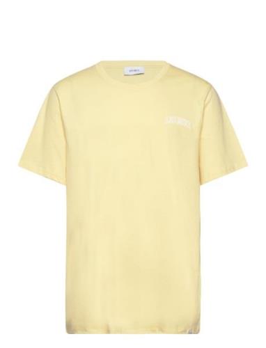 Blake T-Shirt Tops T-Kortærmet Skjorte Yellow Les Deux