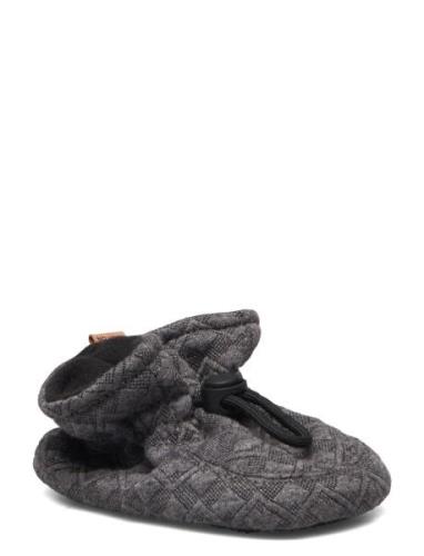 Quilted Textile Slippers Shoes Baby Booties Grey Melton