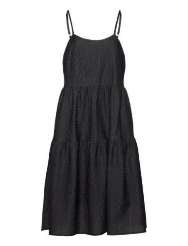 Jen Strap Dress Knælang Kjole Black Noella