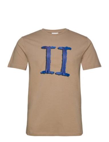 Hand Drawn Encore T-Shirt Tops T-Kortærmet Skjorte Beige Les Deux