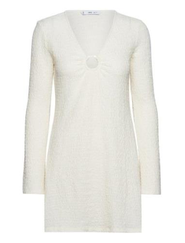 Textured Dress With Hoop Detail Kort Kjole Cream Mango