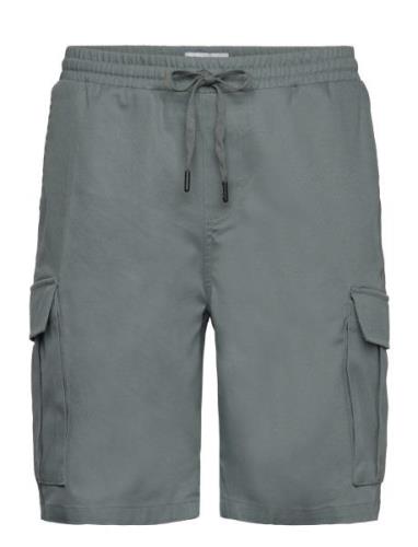 Thule Shorts Bottoms Shorts Cargo Shorts Green Makia