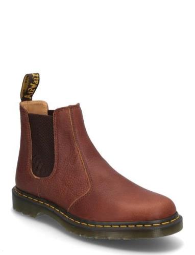 2976 Cashew Ambassador Støvlet Chelsea Boot Brown Dr. Martens