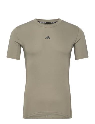 Tf Tee Sport Men Sports Clothes Sport Tops Sport T-Skjorte Khaki Green...