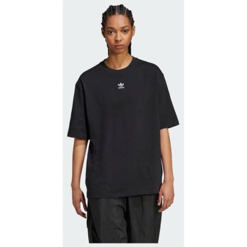 Adidas Original Essentials Boyfriend T-shirt